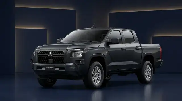 تأجير سيارة ميتسوبيشي L200
